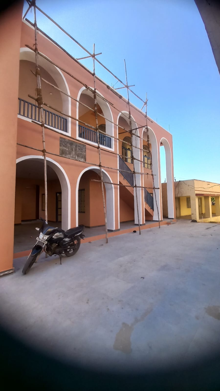 School Campus Courtyard and Structural Wings